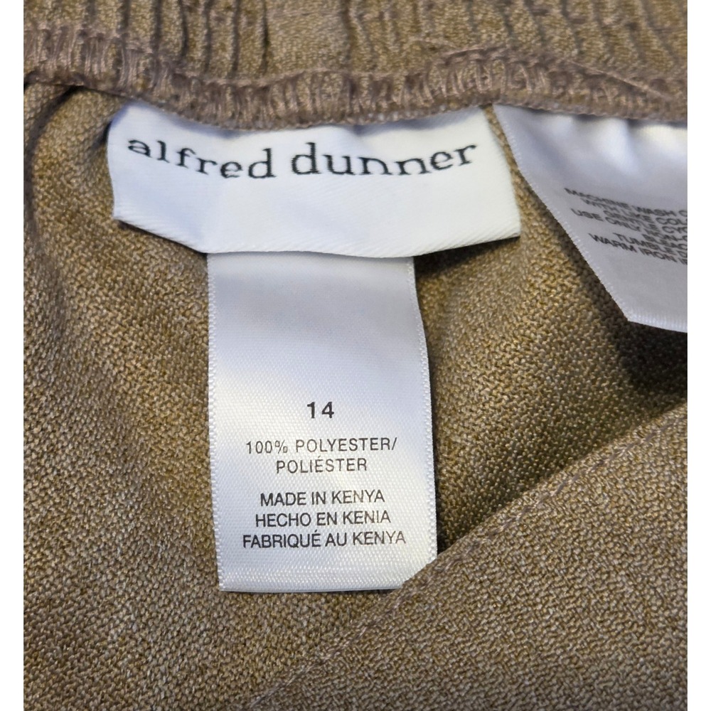 NWT Alfred Dunner Classic Fit Trouser Pants Women's Size‎ 14 Tan - Picture 2 of 8